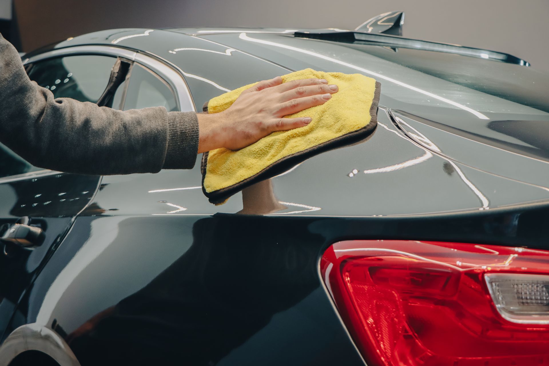 Auto Detailing at Mid Illini Collision
